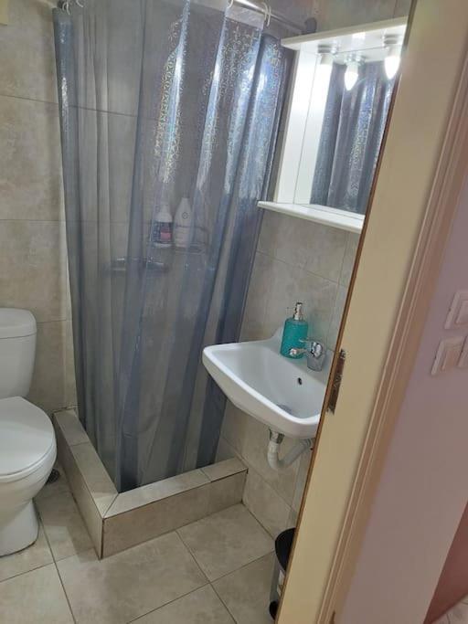Small Apartment In The Heart Of Piraeus! Notara 43 Ngoại thất bức ảnh